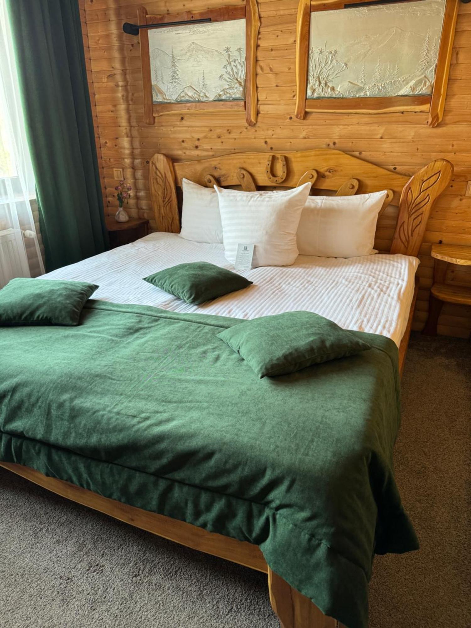 Stara Pravda Hotel - History バコヴェル エクステリア 写真